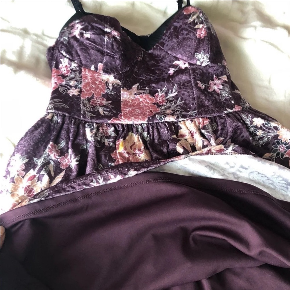 NWT Purple velvet floral dress - Picture 5 of 6